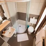 Postojna Rooms Guest house