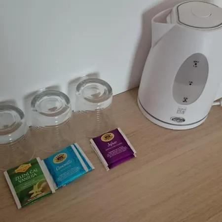 Πανσιόν Postojna Rooms 3*