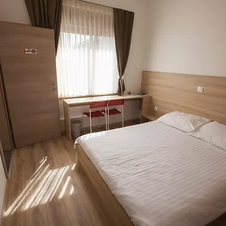 Postojna Rooms Πανσιόν