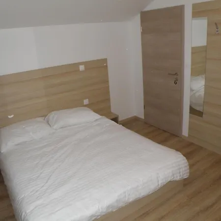 Postojna Rooms Guest house