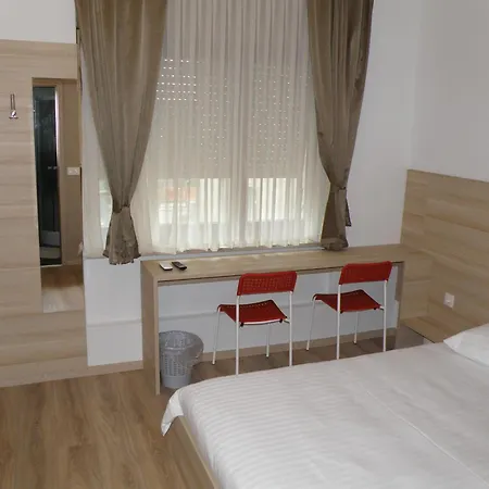 Postojna Rooms 게스트하우스 포스토이나