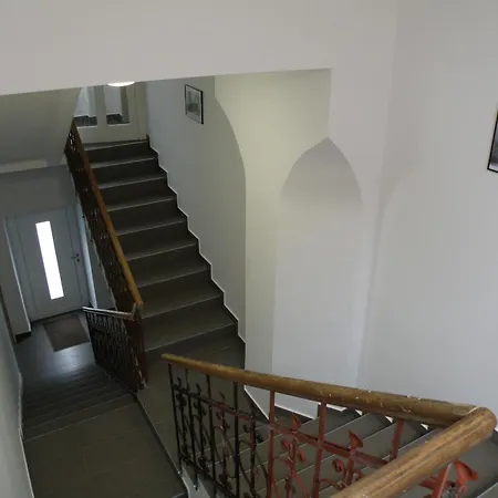 게스트하우스 Postojna Rooms 3*