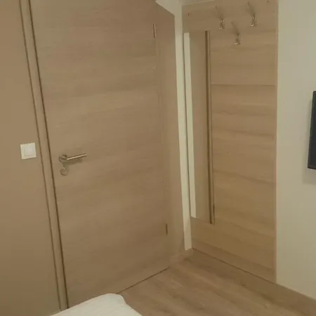 Guest house Postojna Rooms
