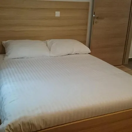 Postojna Rooms Πανσιόν Postojna